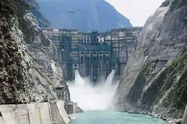 四川雅礱江錦屏二級水電站